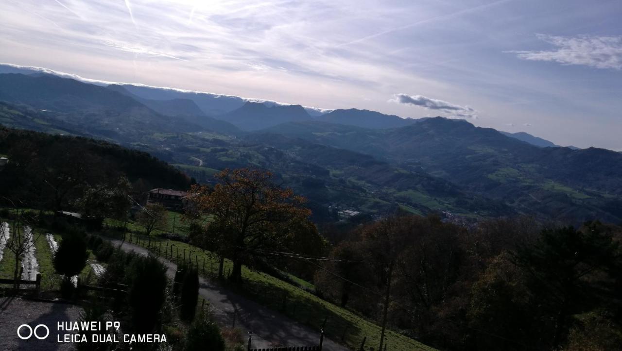 Elbosqueencantadocantabria Villa Ampuero Eksteriør bilde